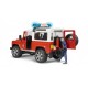 Пожарная машина Land Rover Defender + фигурка пожарного ,М1:16 (02596)