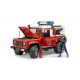 Пожарная машина Land Rover Defender + фигурка пожарного ,М1:16 (02596)